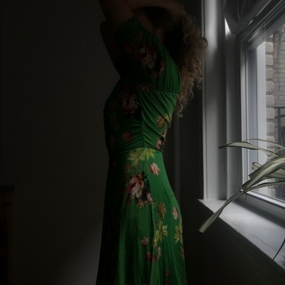 Green Floral Dress - Picture 3 of 5